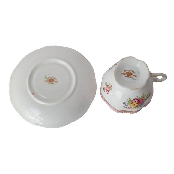 Royal Albert Tea Cup and Saucer Teacup Pink Floral Vintage Tea Party High Tea - Picture 5 of 6